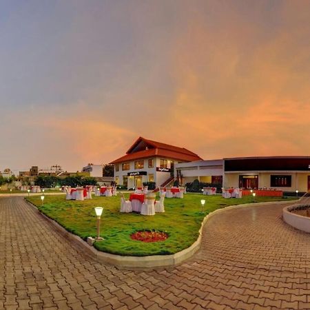 Hotel Kalyani Maisúr Exteriér fotografie