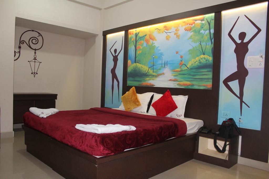 Hotel Kalyani Maisúr Pokoj fotografie